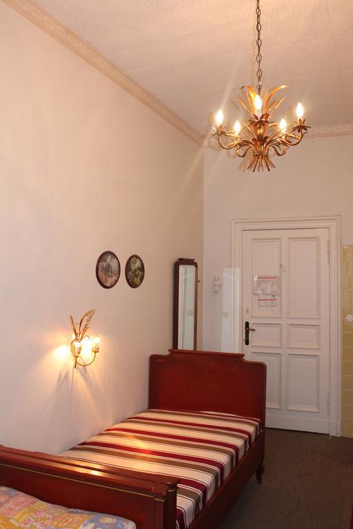 Hotel Pension Columbus Am Kurfurstendamm Берлин Экстерьер фото