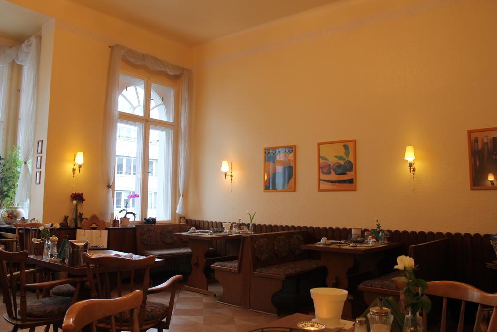 Hotel Pension Columbus Am Kurfurstendamm Берлин Экстерьер фото