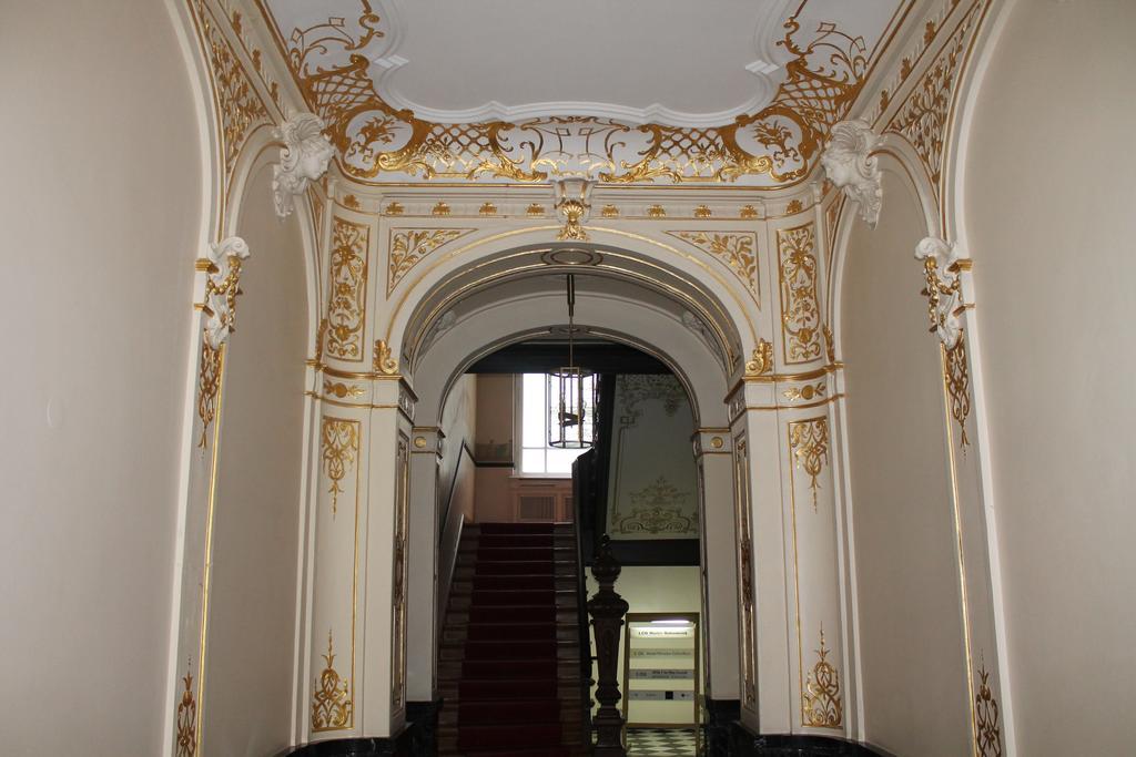 Hotel Pension Columbus Am Kurfurstendamm Берлин Экстерьер фото