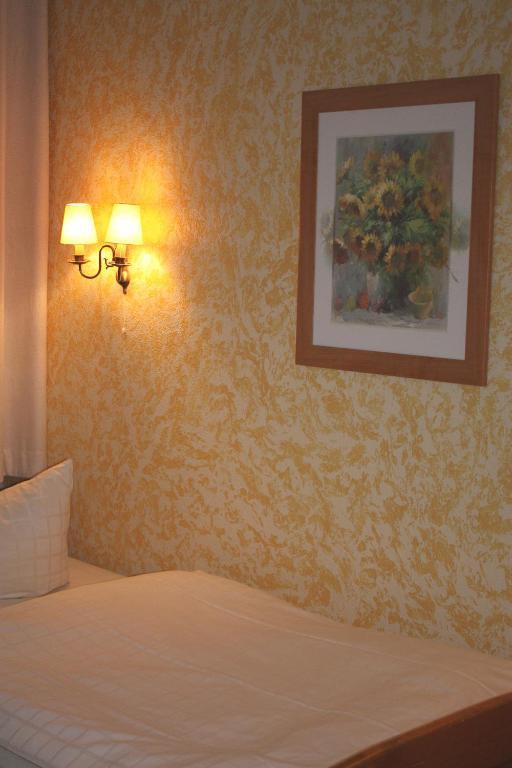 Hotel Pension Columbus Am Kurfurstendamm Берлин Номер фото